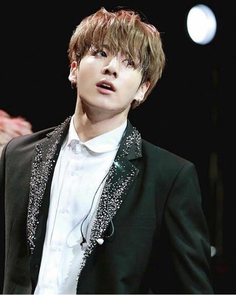 WE BEGIN WITH JUNGKOOK 
#5YearsWithBegin
#Begin100M