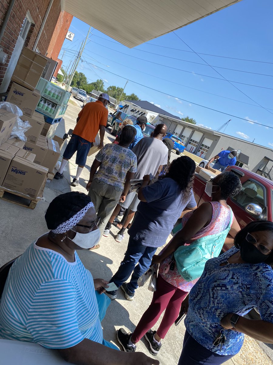 KN95 masks, sanitizer and wipes distro  to #Bladen County 
<a href="/ncdhhs/">NCDHHS</a> <a href="/NC_Governor/">Governor Josh Stein</a> #NCStrong