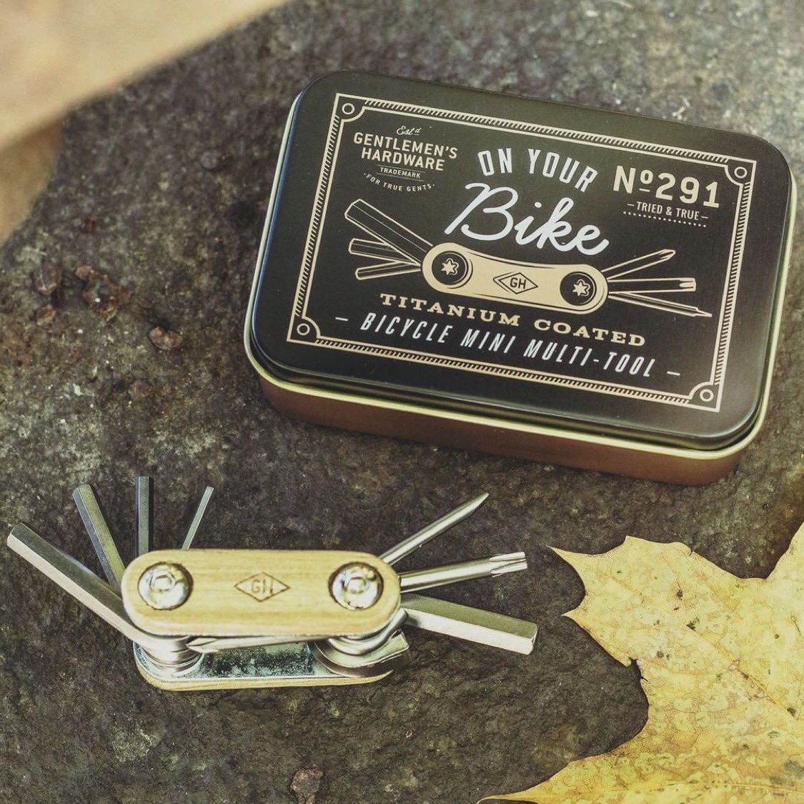 🍁🍂 Autumn Adventures 🍂 🍁

You can keep the wheels turning this Autumn when you have the Pocket Bicycle Multi-Tool to hand. Featuring a ball-end hex key set, spanner set and socket tri-tool, plus other essential instruments, all folding neatly into a wooden centre.