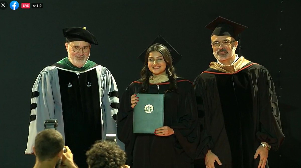 AUB_Lebanon's tweet photo. #AUB Suliman S. Olayan School of Business graduates receiving their degrees. #AUBGrad21 @AUBOSB https://t.co/0g7VdPHUNK