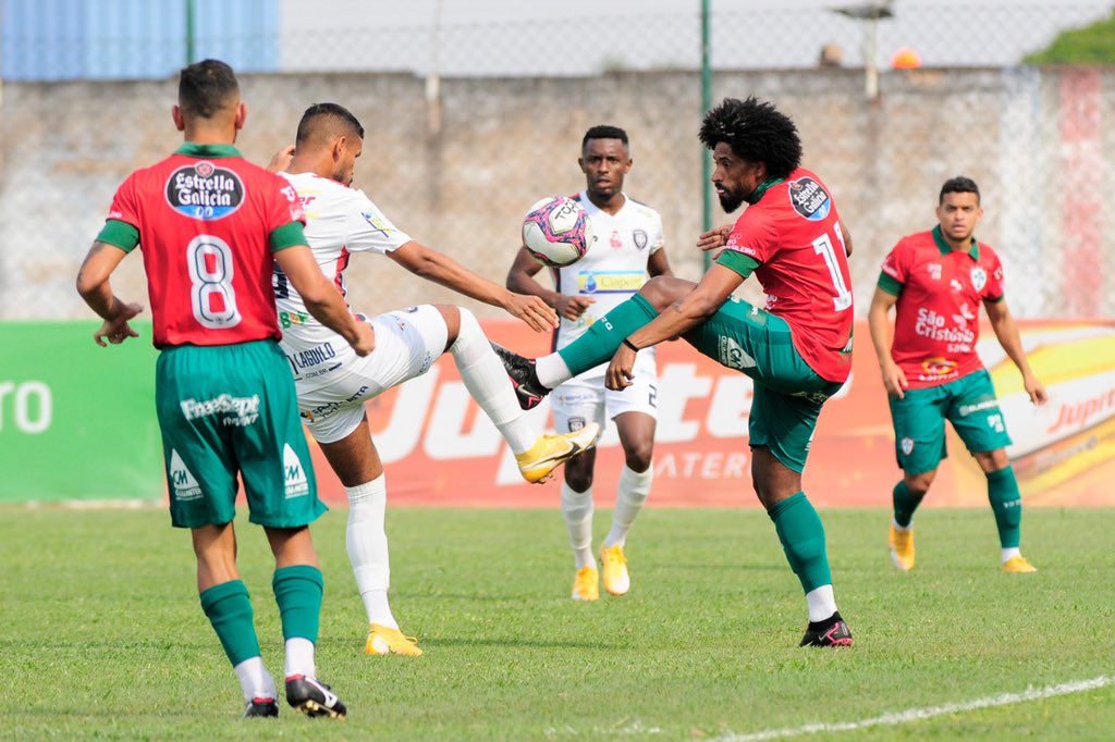 Lusa_Oficial's tweet photo. FIM DO PRIMEIRO TEMPO ⚽️

Lusa e Cianorte vão empatando em 0 a 0 no Paraná. 

📸 Portuguesa

#CIAXPOR #SomosLusa #1920 #BancoLusoBrasileiro #Busscar #CellulaMater #EstrellaGalícia #FreeSept #Graal #MGContecnica #SãoCristóvãoSaúde https://t.co/xpV0XUv1CZ