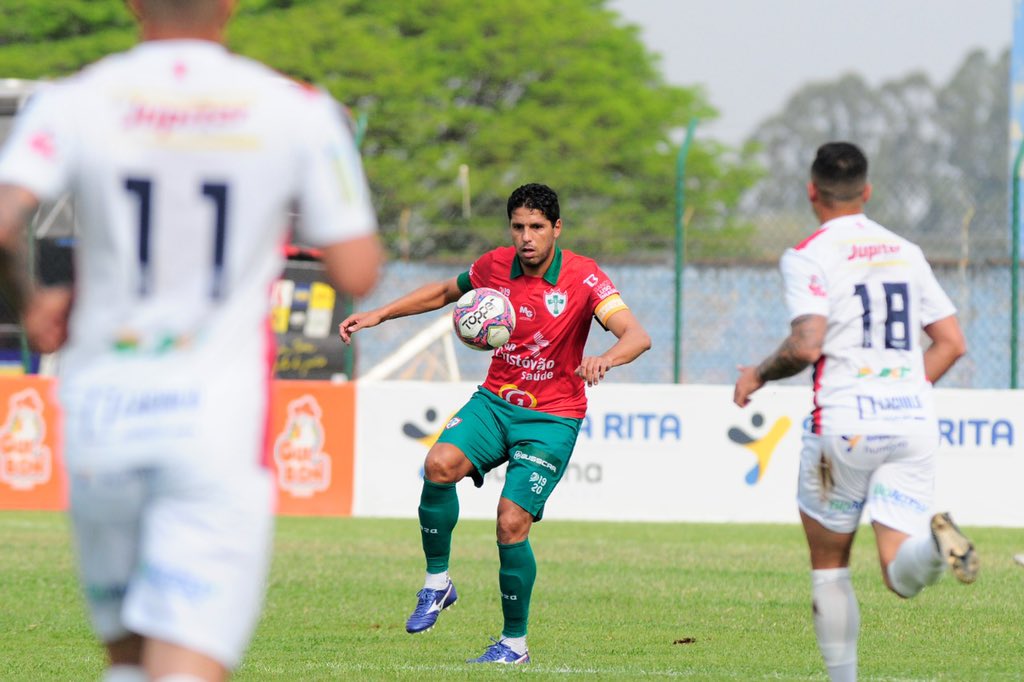 Lusa_Oficial's tweet photo. FIM DO PRIMEIRO TEMPO ⚽️

Lusa e Cianorte vão empatando em 0 a 0 no Paraná. 

📸 Portuguesa

#CIAXPOR #SomosLusa #1920 #BancoLusoBrasileiro #Busscar #CellulaMater #EstrellaGalícia #FreeSept #Graal #MGContecnica #SãoCristóvãoSaúde https://t.co/xpV0XUv1CZ