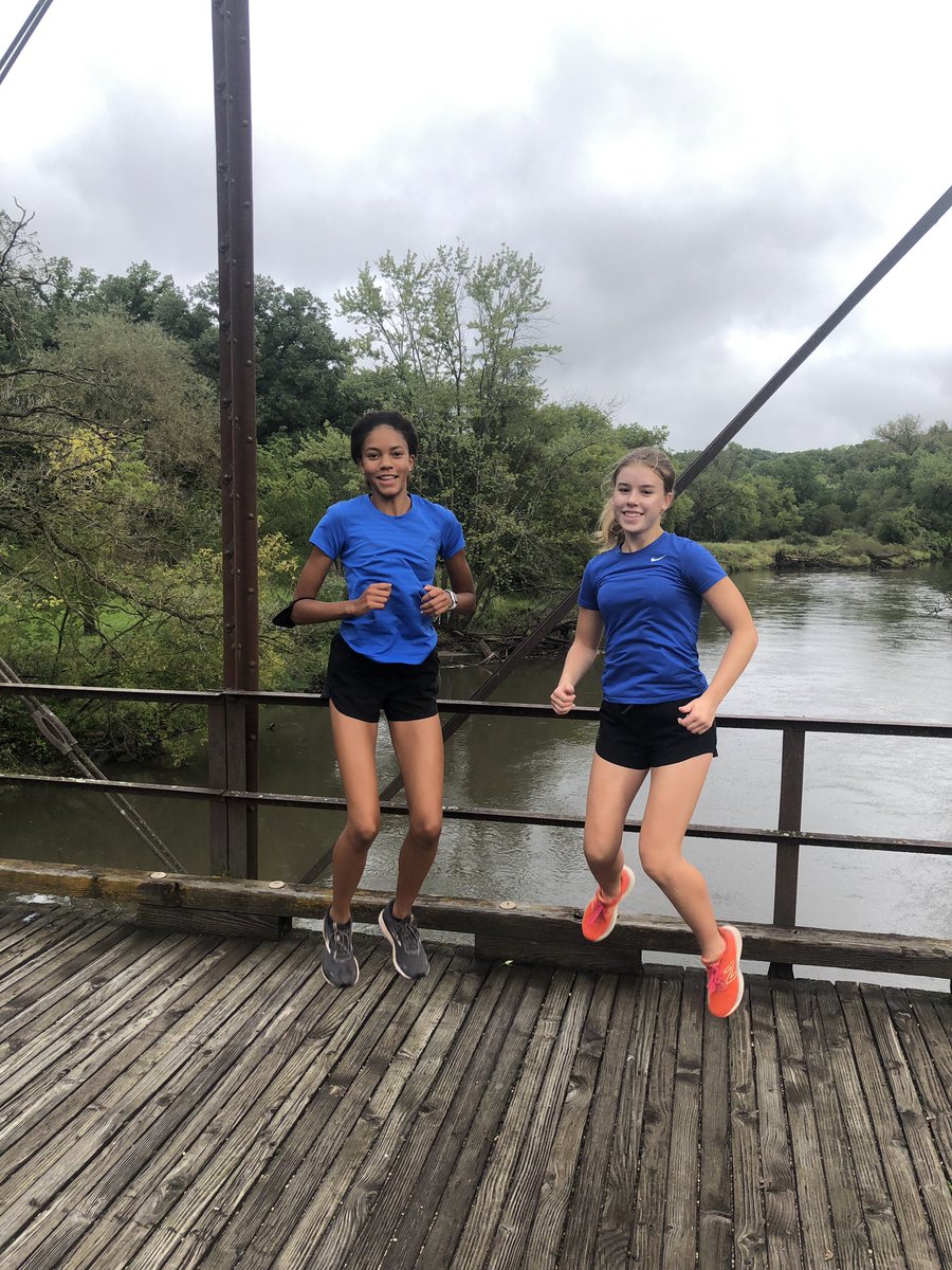 CoachMcGrew's tweet photo. Getting better with Saturday long runs! Way to work hard ladies! https://t.co/pfT7ZVaoQV