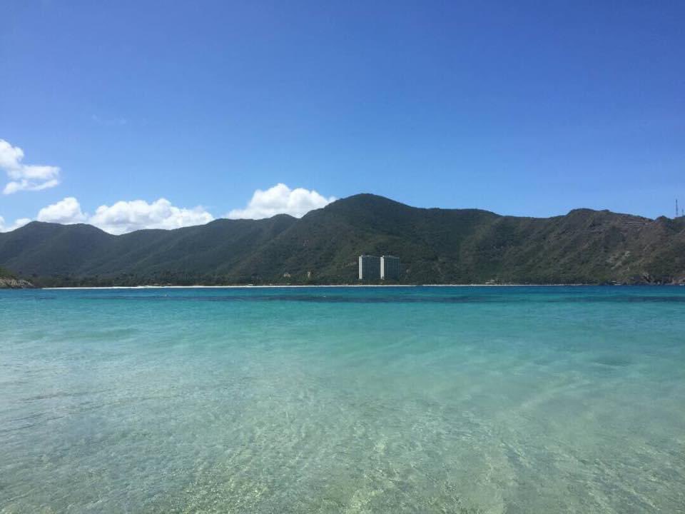 Flowercitas's tweet photo. Así es como cuando tus amigos se acuerdan de ti cuando van en este maravilloso lugar, mi casa. 
#BahíadeCata #Catica https://t.co/f409cAmU5j