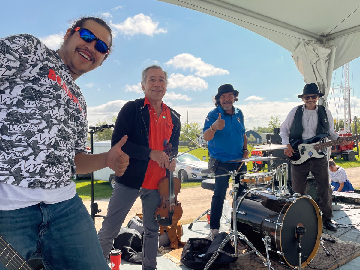 kevin_chief's tweet image. Thanks for the chance to dance the #GoertzenJig again with Premier @kelvin_goertzen Malachi &amp;amp; Kim with their new Indigenous Jets shirts! #SummerInTheCity☀️ 
#NorthEndBand🎻 🎸