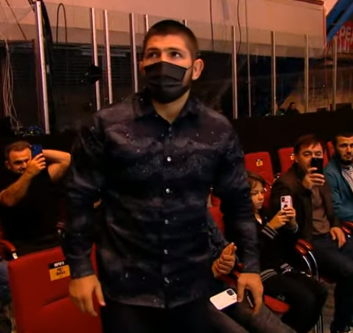Barrelelapierna's tweet photo. Linda camisa metio Khabib #EFC40 https://t.co/ABOt87FqKG