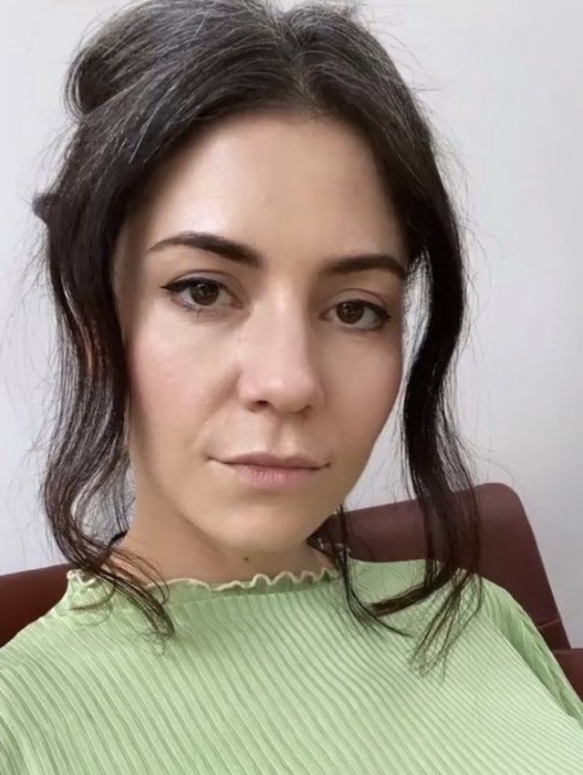 marinalovebot's tweet photo. A reminder that this greek lady loves you very much 💖 https://t.co/eKhXvBHt09