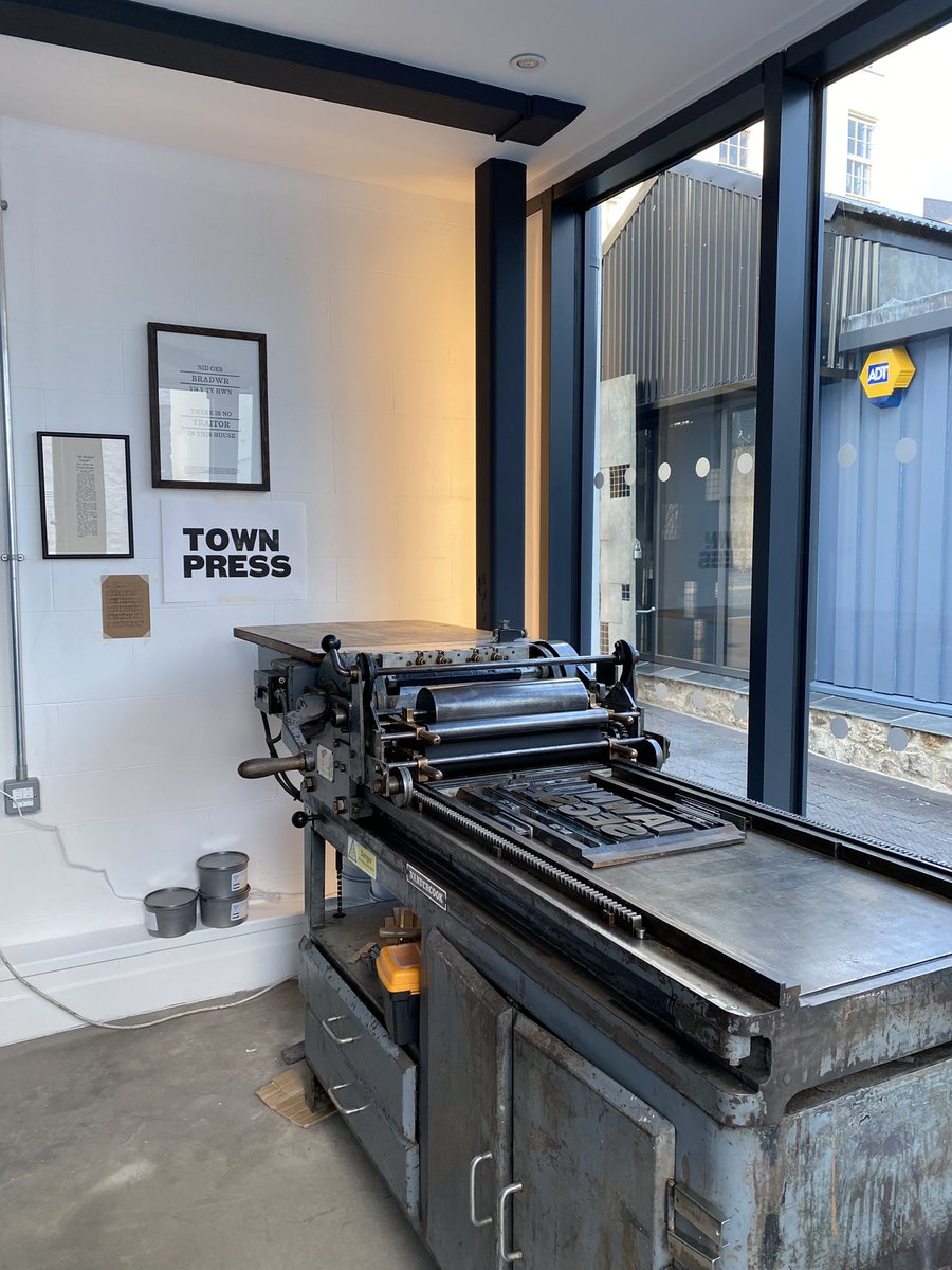 EmmaLewandowicz's tweet photo. Town Press! #letterpress https://t.co/KGouWyfuC8