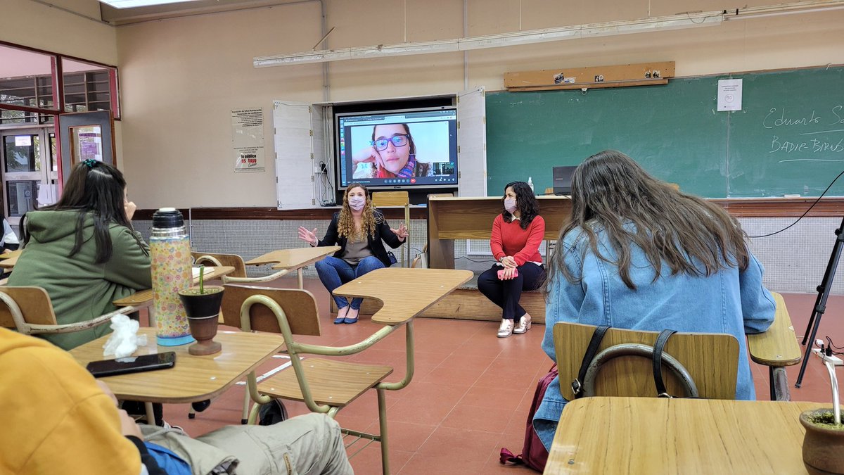 Hoy participamos de la Cumbre Climática de las Juventudes L-COY en el panel sobre Políticas Climáticas y Alianzas para un Desarrollo Sostenible organizada por <a href="/fffrosario/">Fridays for future Rosario</a> <a href="/FFFArgentina/">Fridays For Future Argentina</a> 🌎❤✊