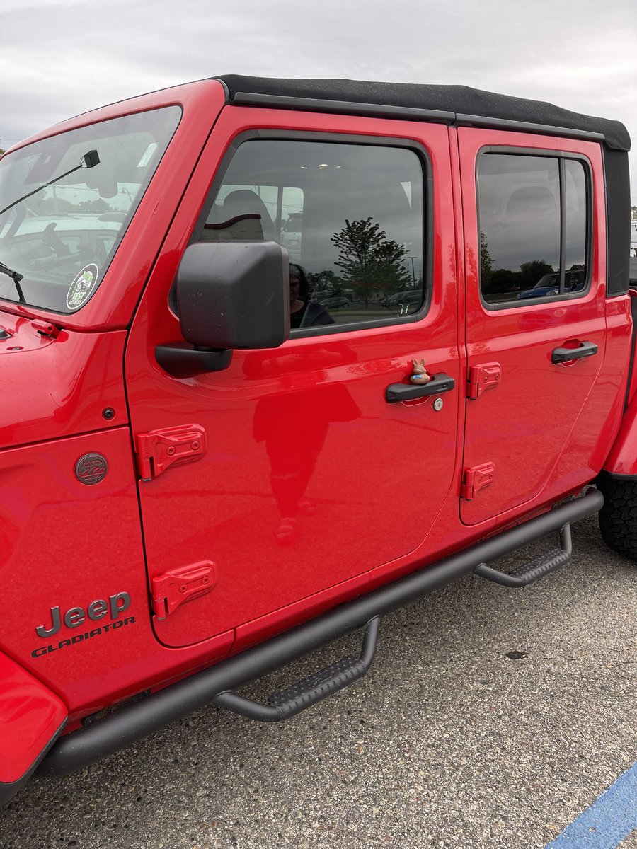 #duckduckjeep <a href="/CMUniversity/">Central Michigan U.</a>