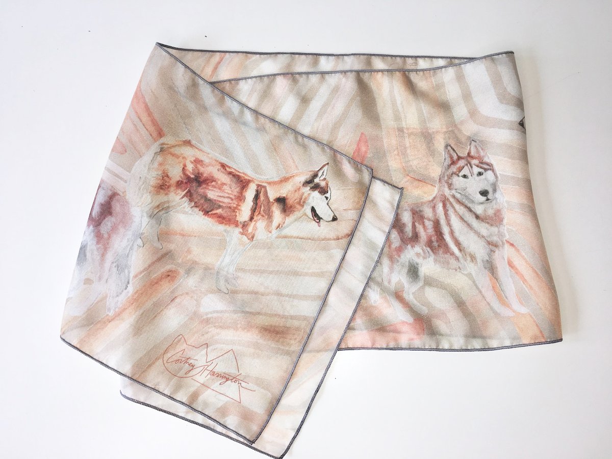 CortneyShop's tweet photo. 100% Silk Scarf with original husky dog art print design - available now at https://t.co/5rqW3c3Y6a  Red husky dogs playing in a linear geometric pattern  #scarfdesign  #redhusky #siberianhusky #siberianhuskies #huskydoglover #husky #huskydog #sleddog #scarf #scarves #silkscarf https://t.co/mQJSzu5RJ3