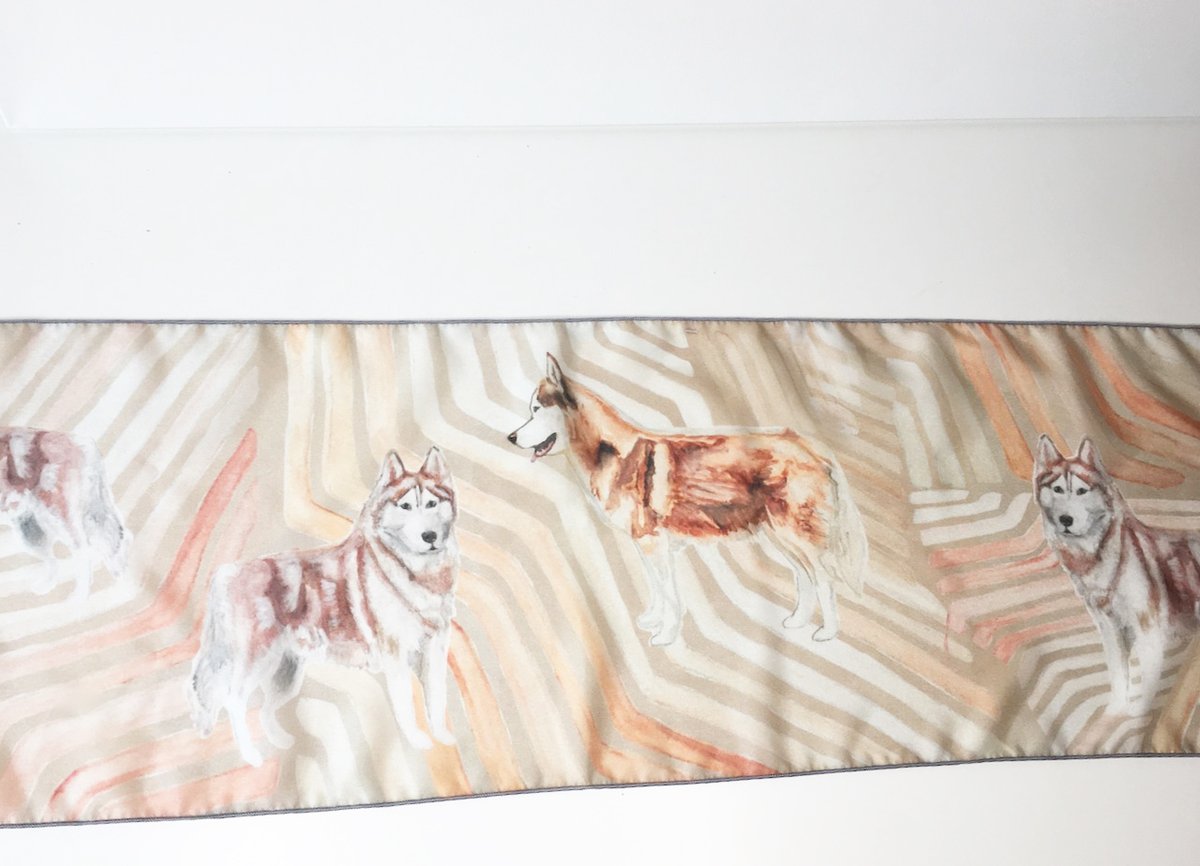 CortneyShop's tweet photo. 100% Silk Scarf with original husky dog art print design - available now at https://t.co/5rqW3c3Y6a  Red husky dogs playing in a linear geometric pattern  #scarfdesign  #redhusky #siberianhusky #siberianhuskies #huskydoglover #husky #huskydog #sleddog #scarf #scarves #silkscarf https://t.co/mQJSzu5RJ3