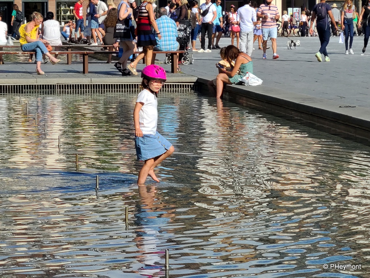 TravelGumbo's tweet image. #GumboOnTheGo!

#HotDay #CoolSolution #Strasbourg #France #WadingInTheWater #ttot

TravelGumbo
By Travelers, For Travelers

travelgumbo.com/resource/hot-d…