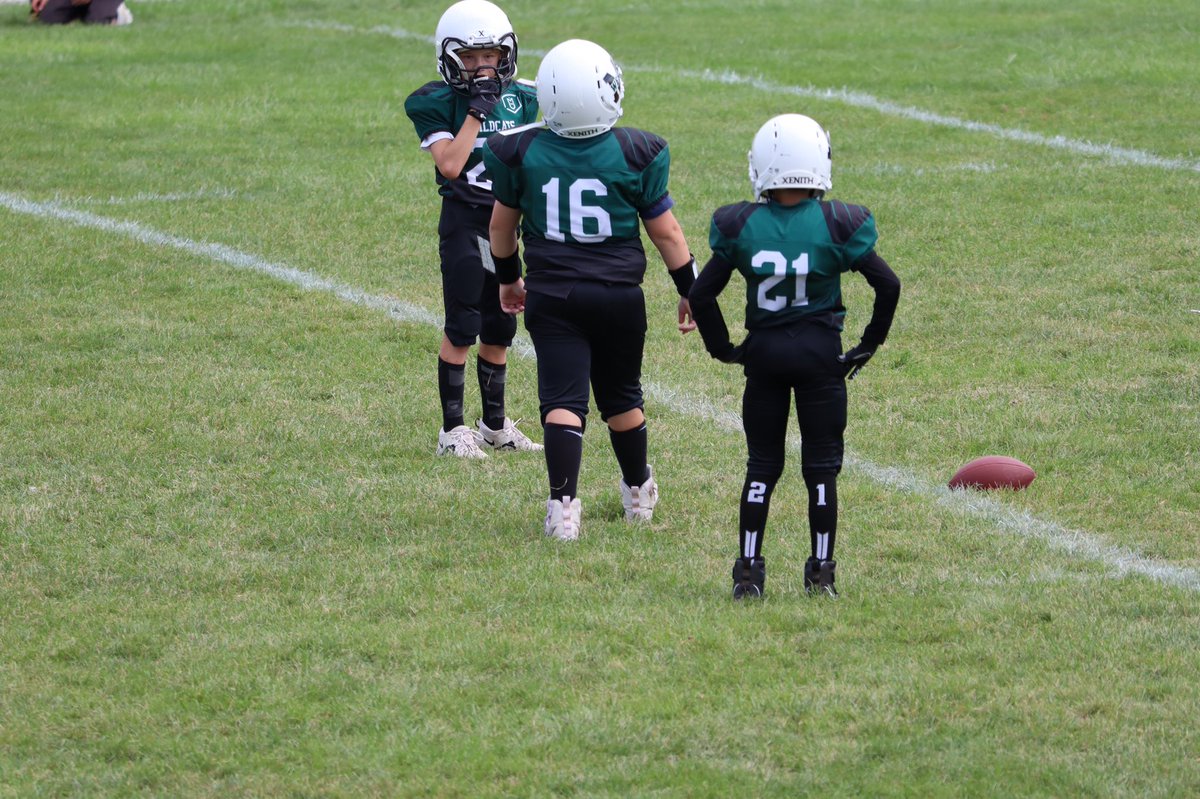 CherisKite's tweet photo. Big team win today! Can’t wait to do it again tomorrow. 💚🖤🏈. #Wildcats https://t.co/qF3jynsDjV