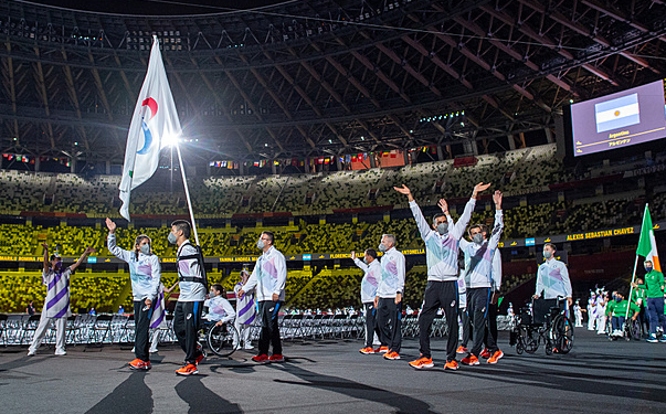 1/7 Congratulations to the six stars in the #RefugeeParalympicTeam You have achieved so much. Representing refugees. Challenging stigma. Competing on the global stage. #ChangeStartsWithSport #Paralympics

© OIS/Joel Marklund