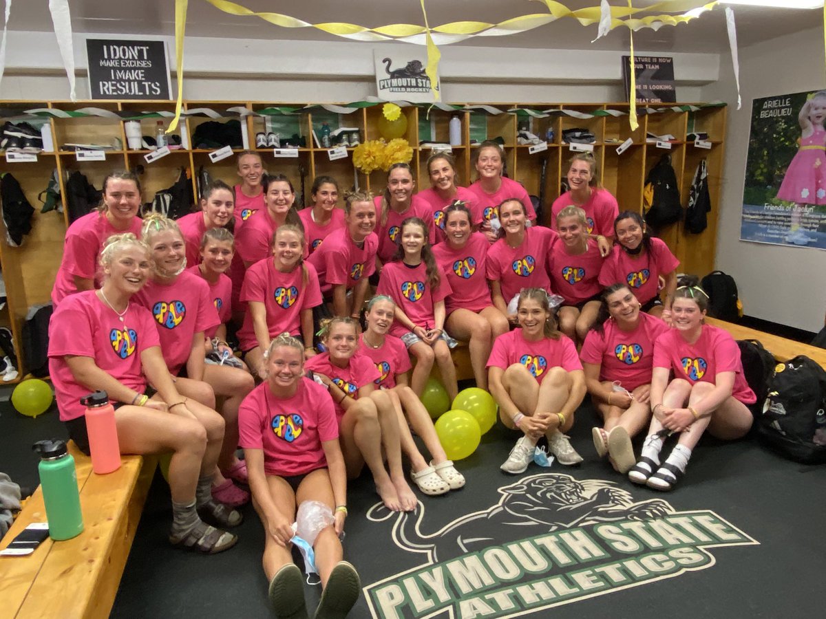 PlymouthStateFH's tweet photo. A great day celebrating our teammate Arielle and Childhood Cancer Awareness💛💚 https://t.co/RZ98dyECAI