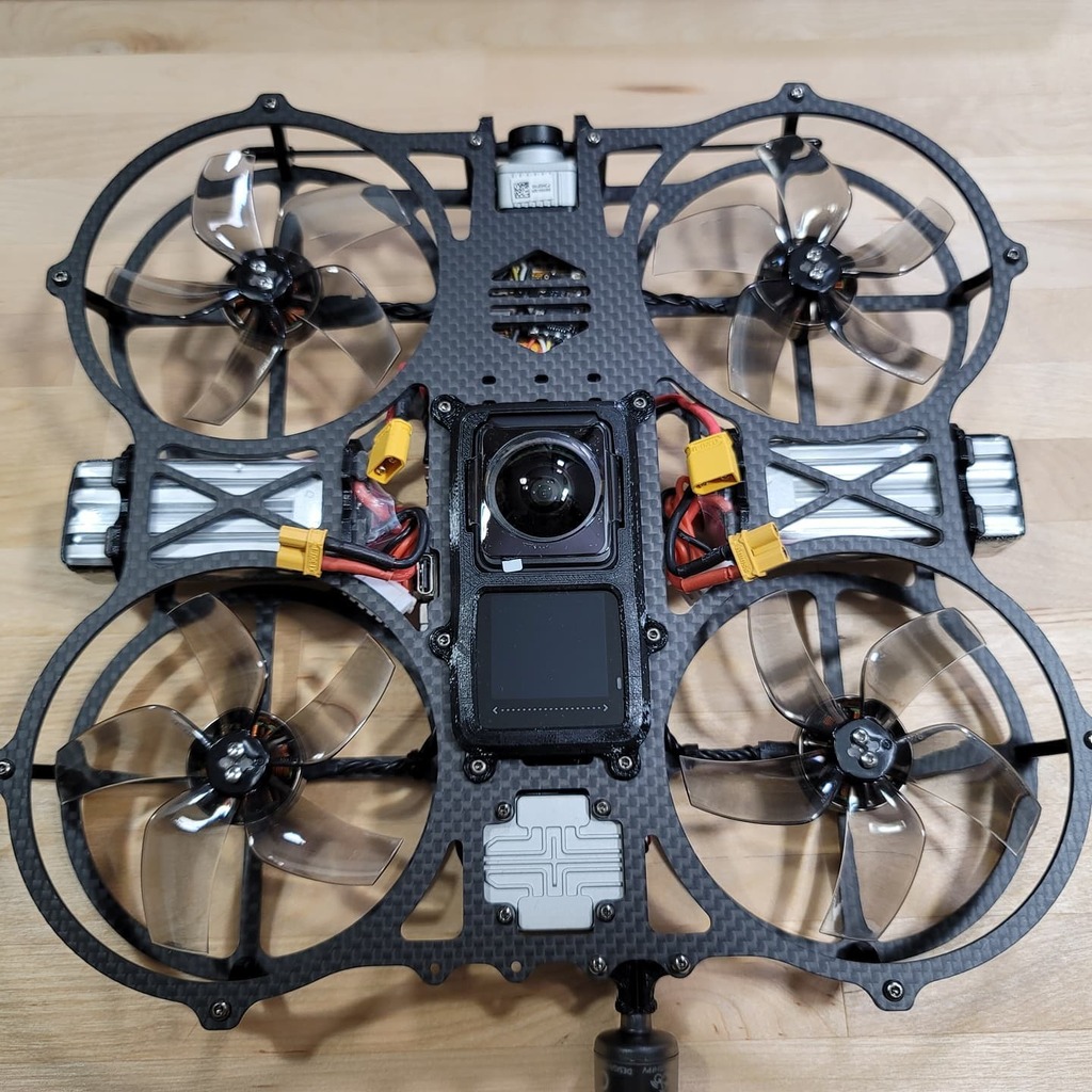 Check out my review of the NewBeeDrone Invisi360 here... youtu.be/B7Bihu5WqQk
.
.
.
#invisi360 #360drone #insta360oner #invisibledrone #360quad #360cinewhoop #fpv #fpvdrones #fpvflying #fpvrace #microdrone #fpvpilot #quads #kwad #kwads #microdrones #… instagr.am/p/CTa099rpGP_/