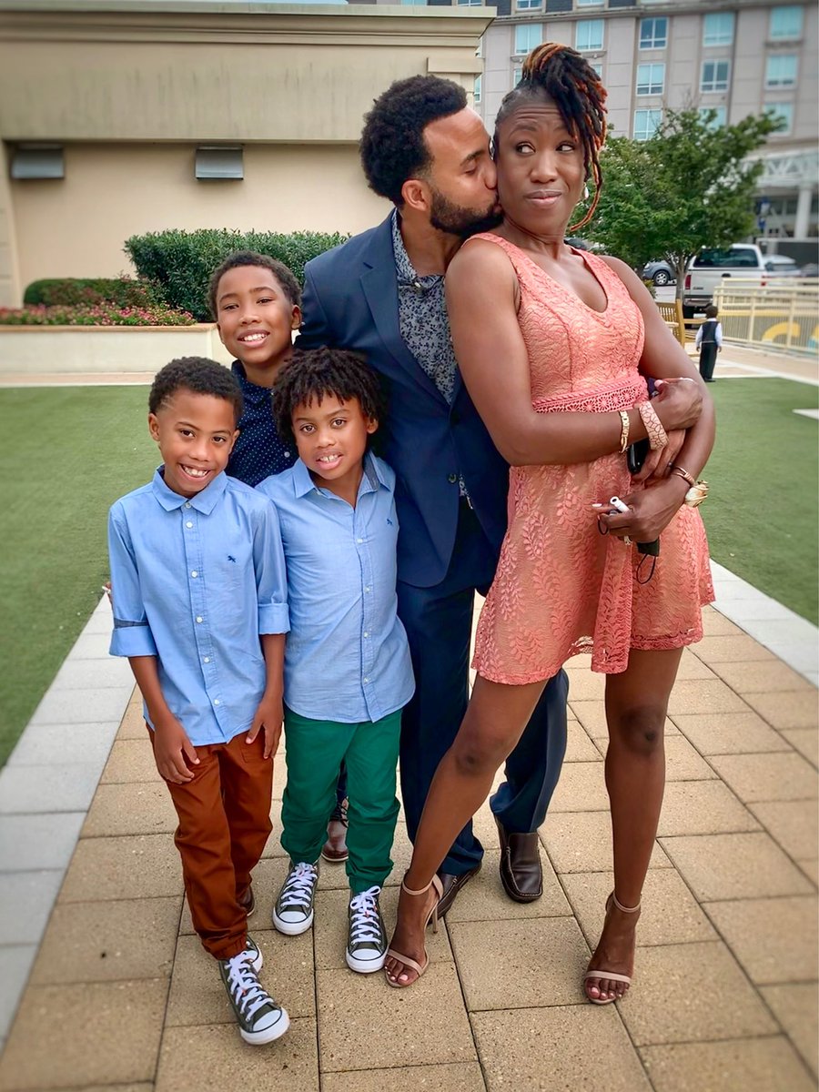 Dionne_JW's tweet photo. “Legacy, Legacy, Legacy, Legacy
Black excellence baby, you gon' let 'em see…”
#wecleanup https://t.co/5iRpKqkMzk