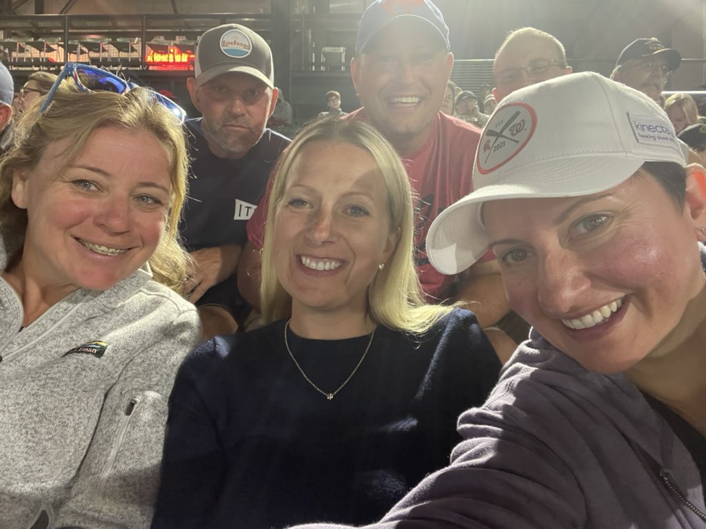 reb_ecca's tweet photo. #rocthesummer #RedWings @RocRedWings summer ball! https://t.co/IGc7v2LhqS