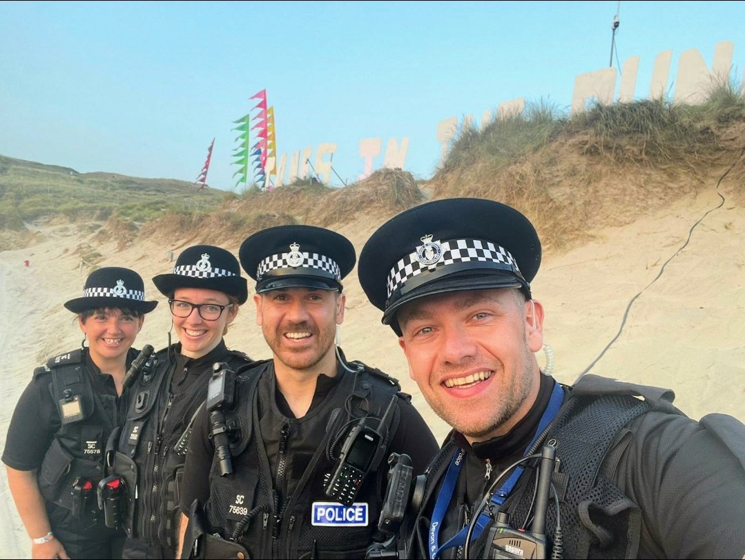 WCSpecials's tweet photo. When West meets East! Our teams came together this wknd to support the #NPT at Tunes in the Dunes, great community engagement, fantastic atmosphere and a lot of foot patrol  #summerpolicing #cornwall #perranporth #devonandcornwallpolice #specials https://t.co/UjyJ2xoz1i