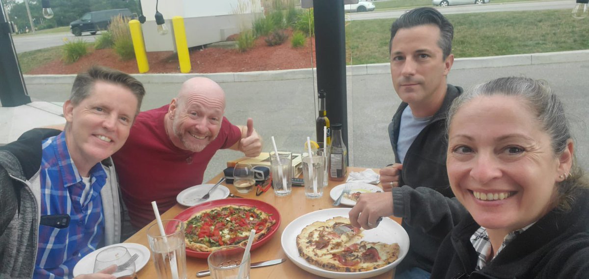 BrianRodnick's tweet photo. Another delicious meal tonight at @PiattoPizzeria !! Great food, service &amp; company!! Who could ask for anything more? #shopcambridge #shoplocal #SupportLocalBusinesses #cbridge #diningout https://t.co/w1T7OHbNwE