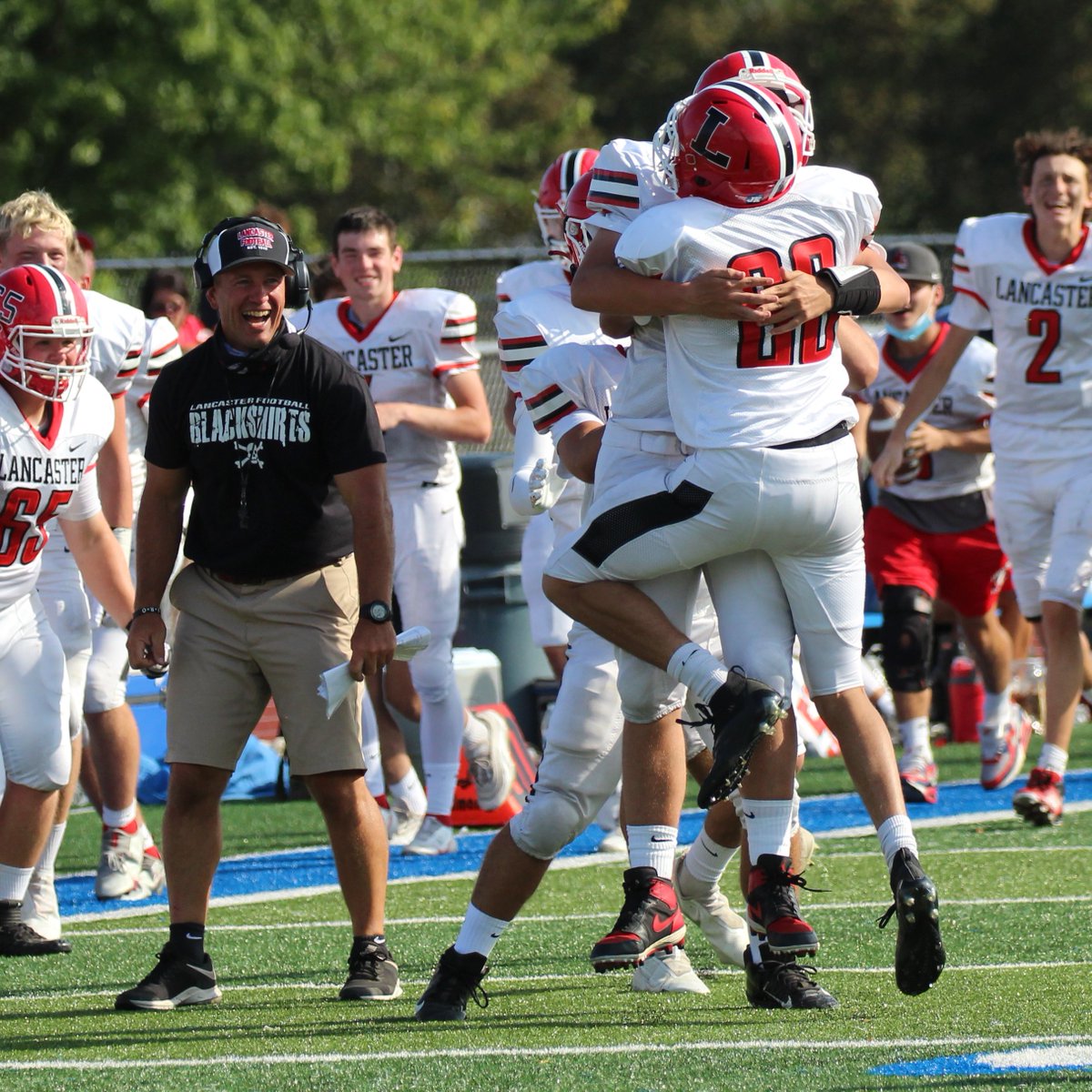 GrindersTalks's tweet photo. #team102 takes the field and puts up 48 at Lockport @LHSfballLegends @IcingTheFed @lhscoachrupp @noahkimble30 @micahjharry @jakobzimmerman9 https://t.co/RLygjb9rj1