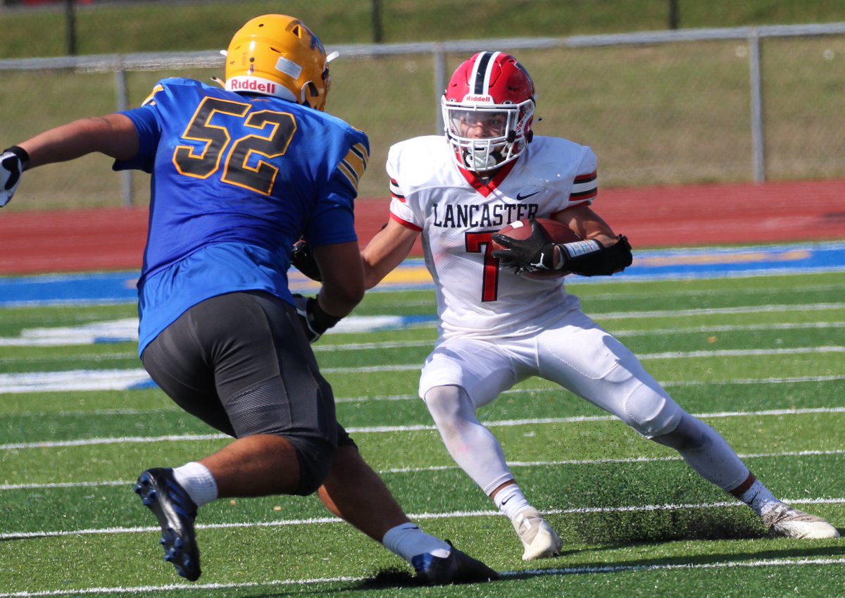 GrindersTalks's tweet photo. #team102 takes the field and puts up 48 at Lockport @LHSfballLegends @IcingTheFed @lhscoachrupp @noahkimble30 @micahjharry @jakobzimmerman9 https://t.co/RLygjb9rj1