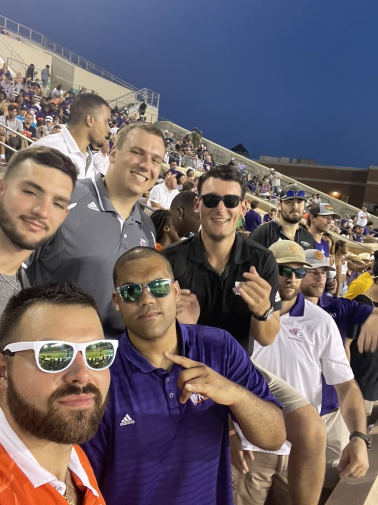FrankBoudreaux's tweet photo. #GMG NSU Demons in the house. #RipZoneRight #GetOutOf3Down https://t.co/PNobfT2OeR