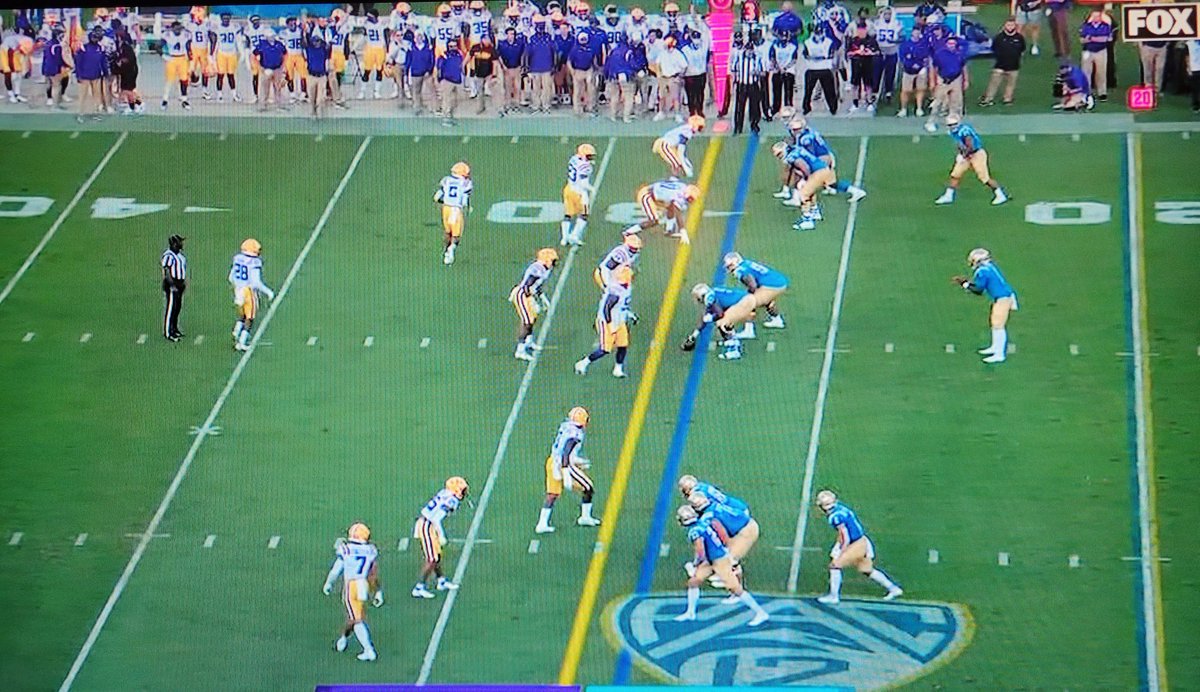 SpreadOffense's tweet image. 👀Chip up to no good.
#spreadoffense