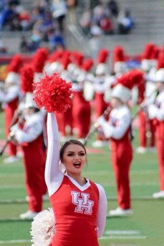 LiveTheIcon's tweet photo. ✨Hey ICONIC besties!✨Don’t forget to cheer on UH football 🐾 tonight as they WRECK TECH! 💪 Halftime score update: 7-21 Coogs up! https://t.co/Z4n2wR2GQ8
