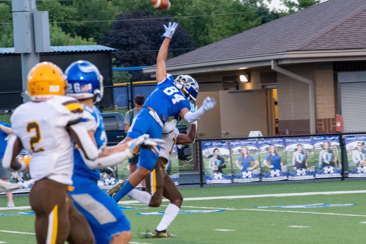 BurgFtball's tweet photo. A different perspective of the snag…⁦@jackson_mcgohan⁩ https://t.co/lT2SqDeMP8