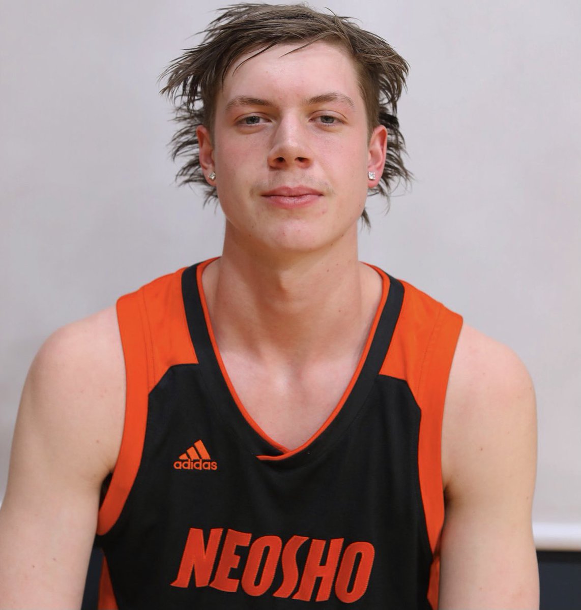 Xavephillips's tweet photo. @GoNeoshoHoops 📸 https://t.co/PxbMEuTzz1