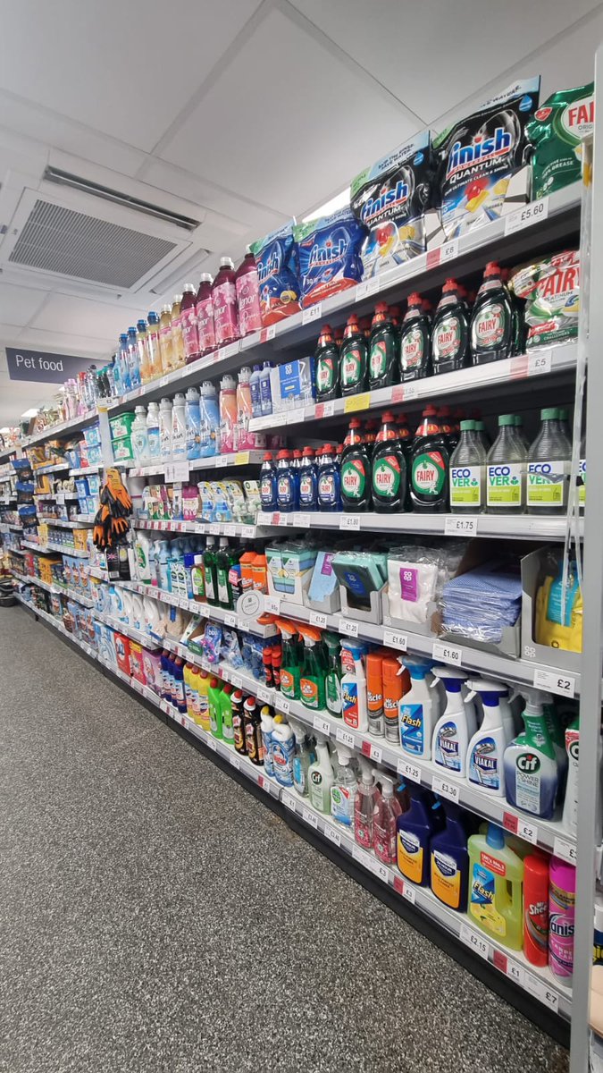 #dresstoimpress <a href="/mycoopfood/">Central Co-op Food</a> #DeepingStJames brother and sister Jack and KJ showing their commitment to the delivering amazing standards and making the difference to the #community shopping experience well done guys great job @CJWright_85 <a href="/adamleewaudby/">Adam Waudby</a> @PaulalanDennis