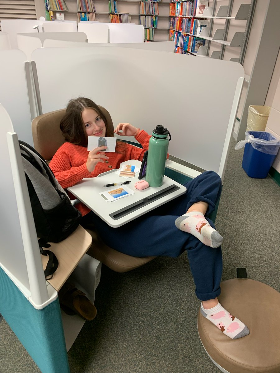 annabethwhite's tweet photo. THINGS THAT ARE GOING GREAT ABT COLLEGE!!!
-making fun art
-my business class (peace love excel LOL)
-got a 100 on my art history quiz 😩 (thank u my flashcards)
-meeting the most fun ppl!!!
-working in the theatre and working on InDesign to help w programs
-STAR WARS DOWNTOWN https://t.co/WaaQxI38NB