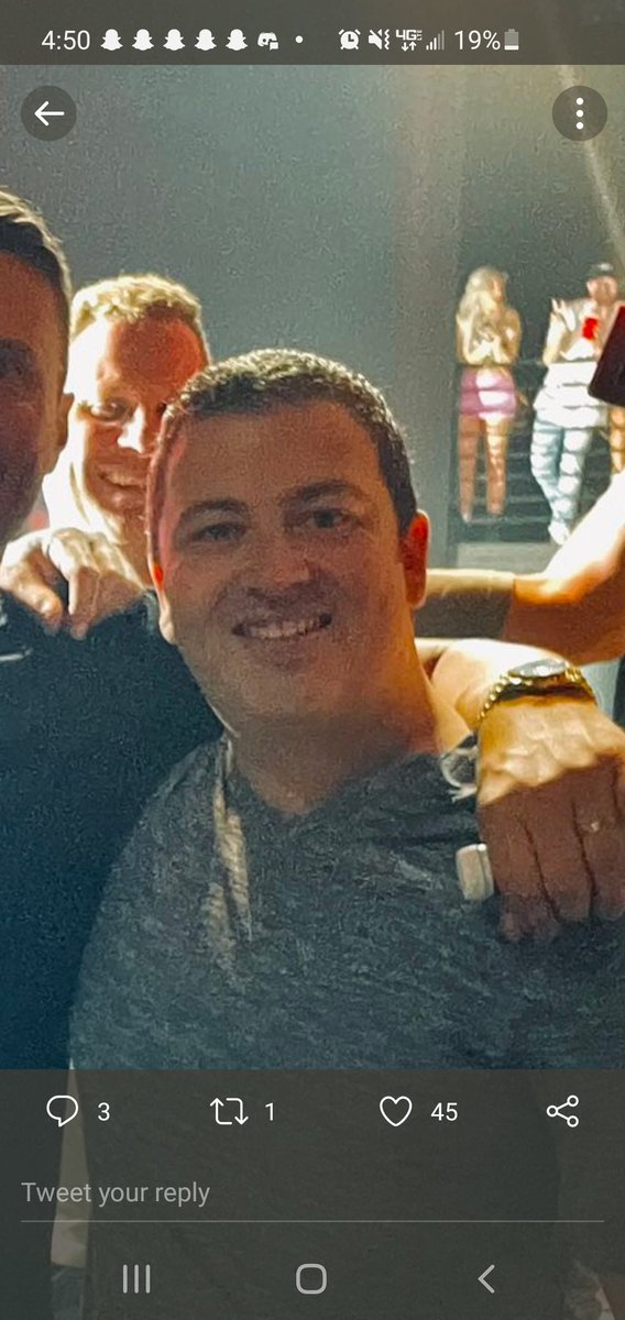 PoliceAccounta7's tweet photo. @LilJerSeinfeld @DipDeity @MrZackMorris @pjmatlock @ohheytommy @davidlovesit Which one is this fat fuck? https://t.co/Ccqk98FNFq