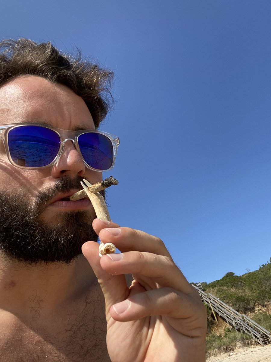 1stbestMA_'s tweet photo. I love pot https://t.co/YFrIWBAp5P