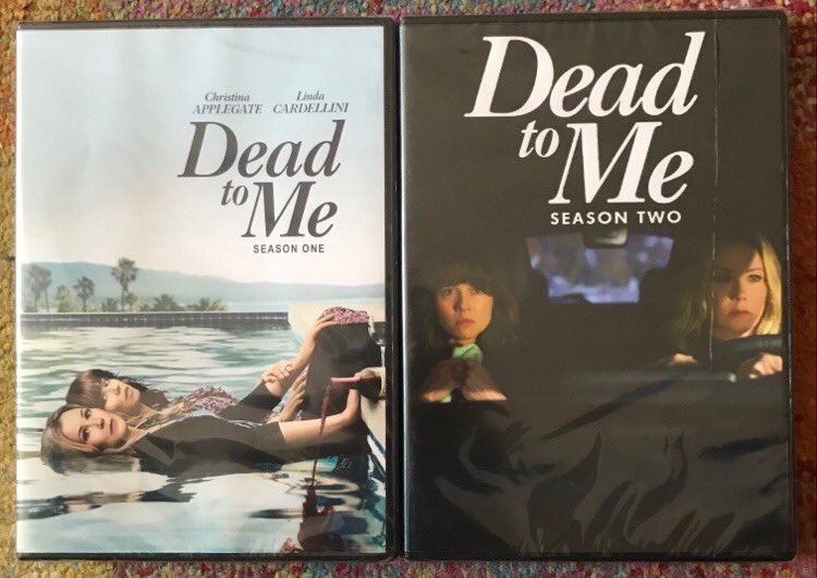 kivanc82's tweet photo. Need season 3 😭📺 like now …. @netflix what you waiting for ? @deadtome 🙌🏻💯❤️🖤 hope the final season also comes out on dvd in the future so I can complete my collection @lindacardellini @1capplegate 💖 #DeadToMe https://t.co/eT9xP1Qlbt