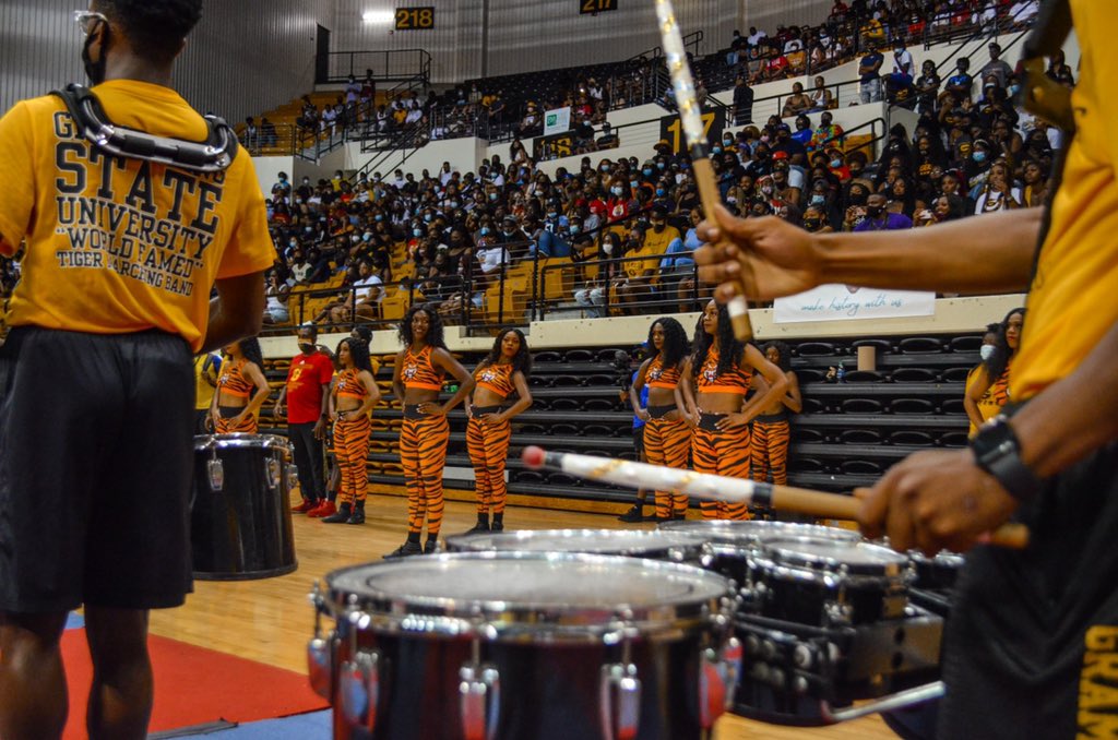 nickography__'s tweet photo. Pep Rally season is back!!📣🖤🐯

w/ @WhatsUpwithFSUB 
#GramFam #GramFam25 #GramFam24 #GramFam23 #GramFam22 https://t.co/H9WO4qUjlb
