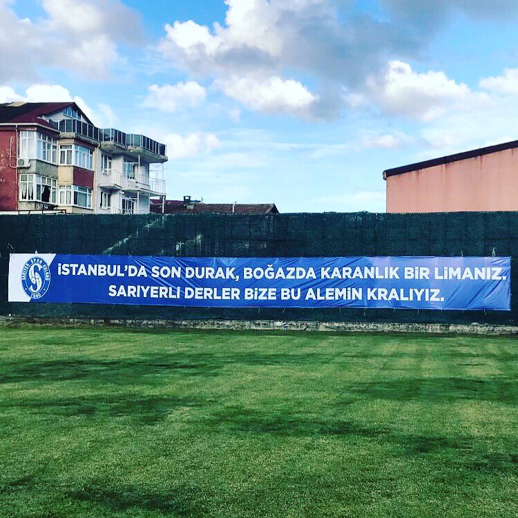 Sarıyerli Derler Bize Bu Alemin Kralıyız #beyazmartı #sarıyer #sarıyersporkulübü #köyümüzüntakımı #pankart
