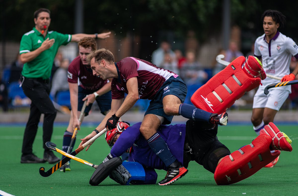 Perspective_P's tweet photo. Few shots from the @WimbledonHC vs @DUHC1 Mens friendly game this afternoon https://t.co/cL4plJEa8V