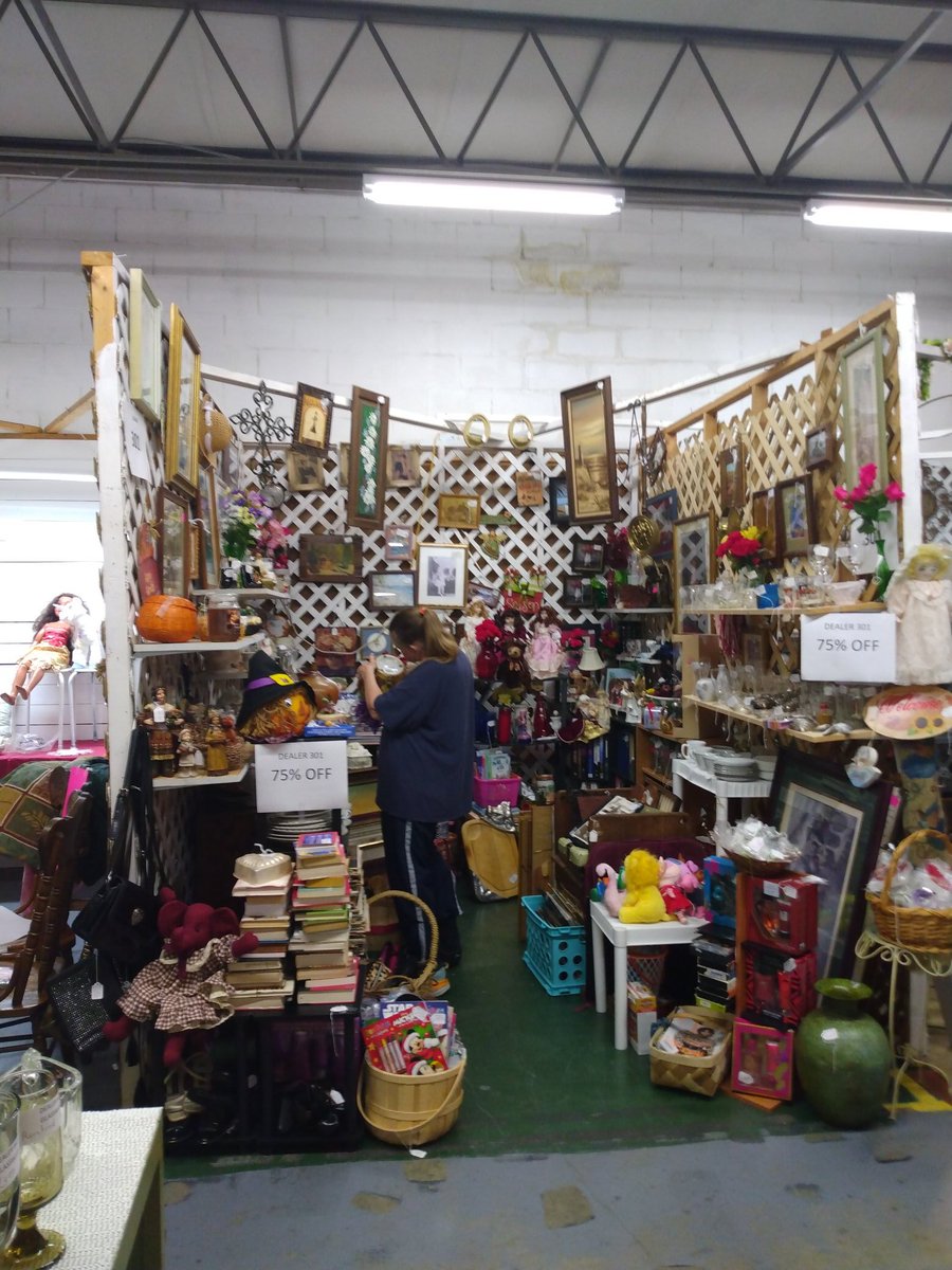 Juliermiles tweet media