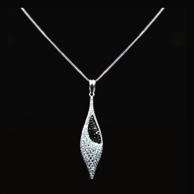 NetworkngEvents's tweet photo. You can enter the many different #DiamondCompetitions available at https://t.co/WMyjS05tM5 to win diamond jewellery 💎

#WinDiamonds #DiamondsAreForever #Competition #DiamondsAreAGirlsBestFriend #Competitions 

💎💎💎💎💎 ⭐️⭐️⭐️⭐️⭐️ 

https://t.co/9vLcapBfSZ🍀🤞 https://t.co/GZEvCVyAze