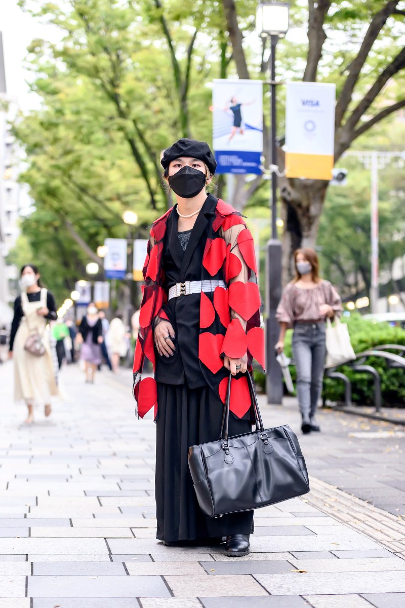 sadaboutchiffon's tweet photo. TOKYO FASHION WEEK SPRING 2022 - Street Style [1/3].
photos by @TokyoFashion https://t.co/eqASAqM4Q3
