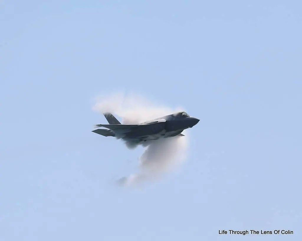 The Lockheed Martin F-35A Lightning II flying above the skies of Toronto by Major Kristin “BEO” Wolfe of the United States Air Force.

Wolfe, 32, is the first female commander of the USAF’s F-35A Lightning II Demonstration Team.

Awesome flying today Major
