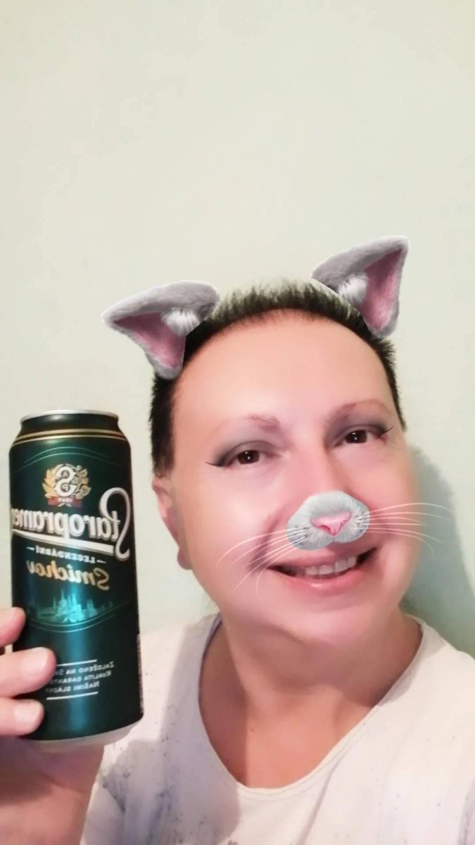 Super_Pane1's tweet photo. Prijaten vikend od Super Pane so orginalno cesko pivce. https://t.co/tYnaRv2Nxh