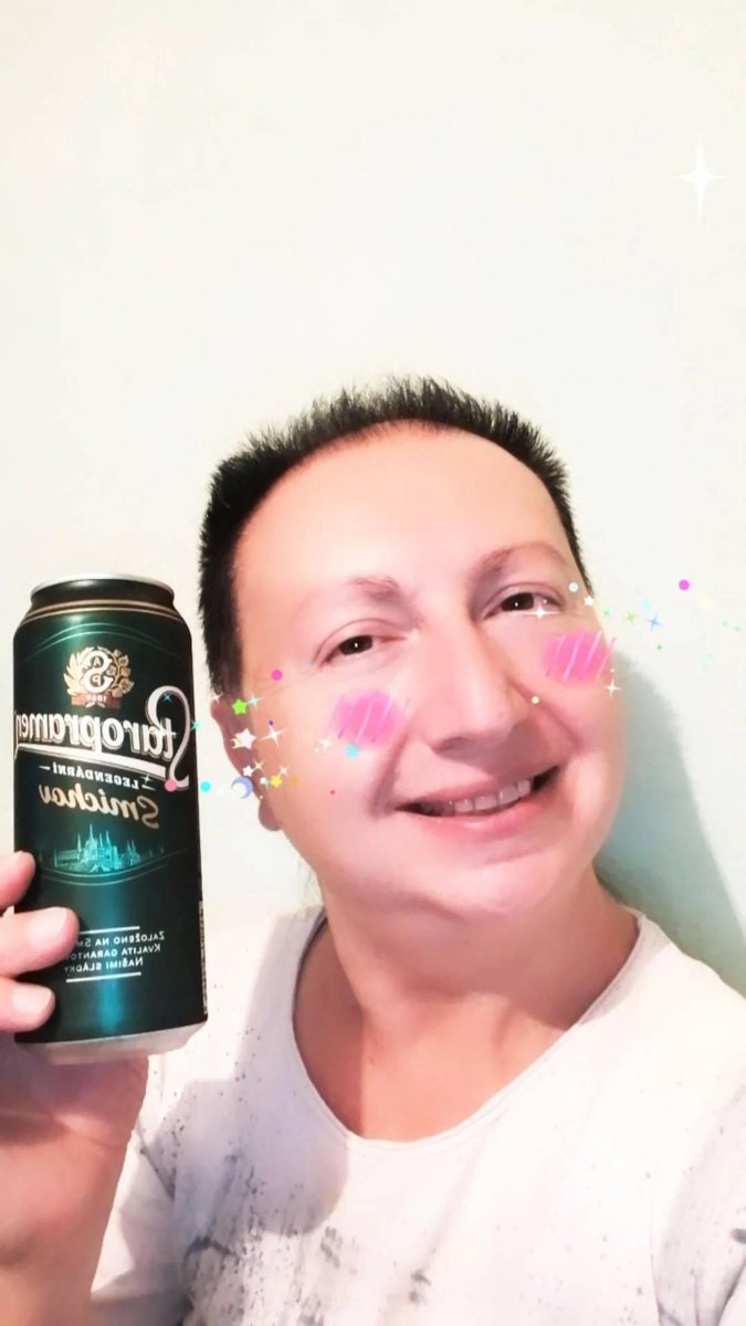 Super_Pane1's tweet photo. Prijaten vikend od Super Pane so orginalno cesko pivce. https://t.co/tYnaRv2Nxh