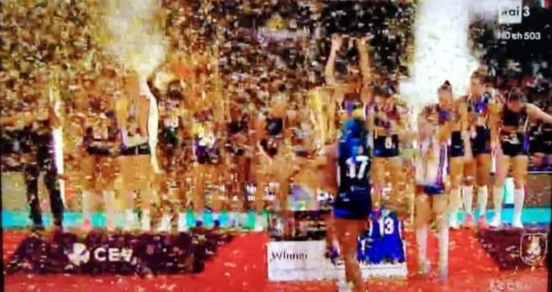 KristelTardani's tweet photo. QUALCOSA DI STREPITOSO. QUALCOSA DI UNICO. 💙🏆🏐
#CampionessedEuropa #volleyball #Italia #SerbiaItalia https://t.co/s4MgU6EfQa