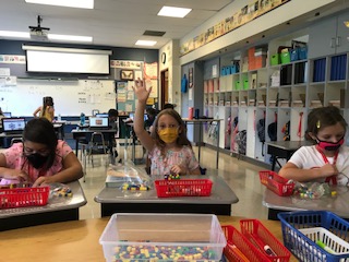 BASDMrWoods's tweet photo. Learning about multiplication arrays.  We also learned that multiplication is repeated addition and that you can use a number line to skip count for multiplication. #buildingbethlehem https://t.co/fSfCXUqIeD
