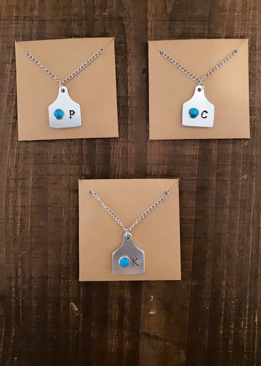 diamondclark_'s tweet photo. some more stuff I’ve been making! feel free to follow me on Instagram @ dimepiecedesigns :) https://t.co/jp1m7Fx4KR