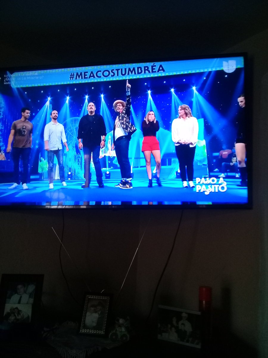 Lucylucy02's tweet photo. Viendo @MeCaigoDeRisa por @Univision mientras llega la Octava #QueremosLaOctavaTemporada @faisirrito @marianaecheve @mariazel @fastlicht https://t.co/dM2l4ROWxQ